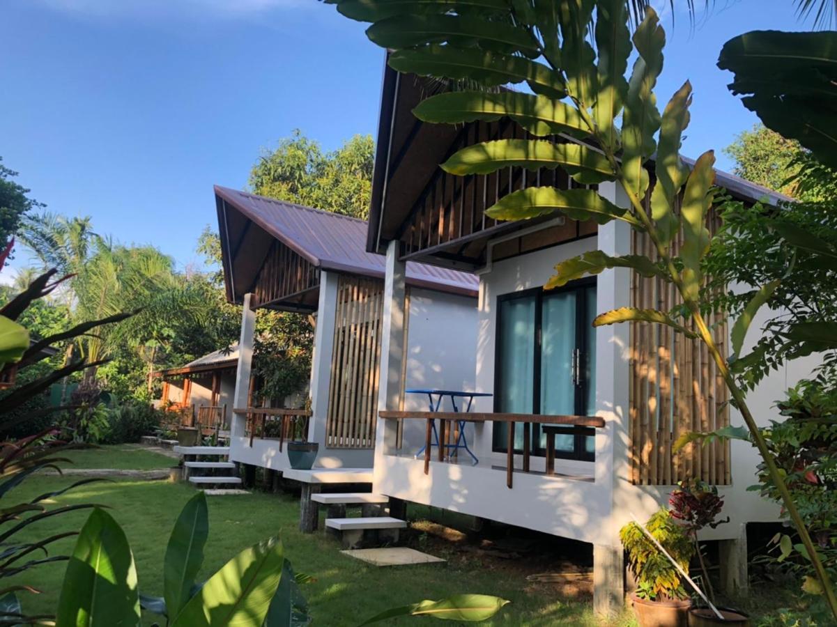 Anattaya Holiday Home Ko Yao Noi Exteriör bild